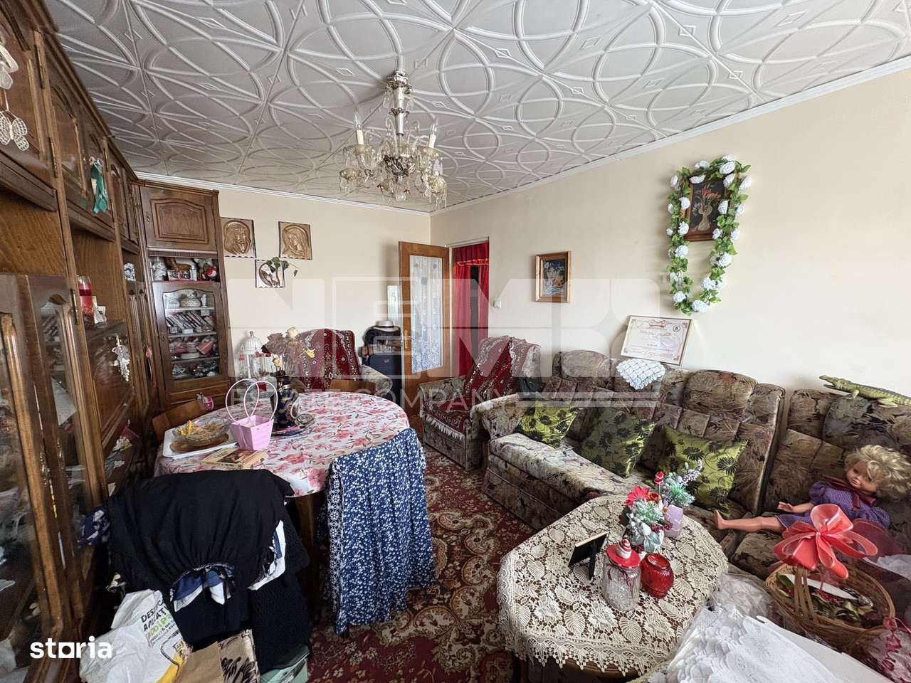 | - Imagine principală: 3/6