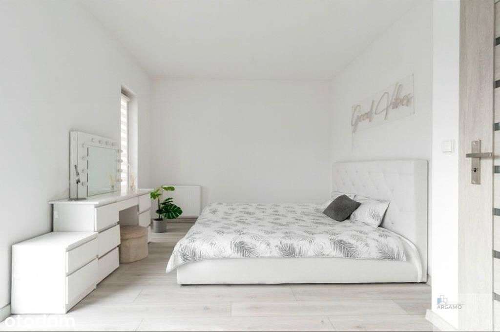 Przestronny, środkowy segment w spokojnej lokaliza-10