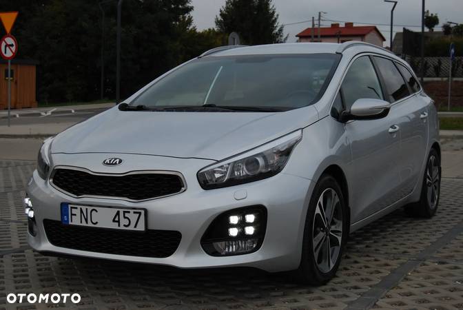 Kia Ceed Cee'd 1.6 CRDi GT Line - 2