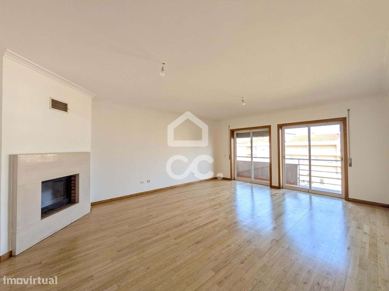 Apartamento T3 , garagem fechada, localização privilegiada perto Chave - Grande imagem: 4/25