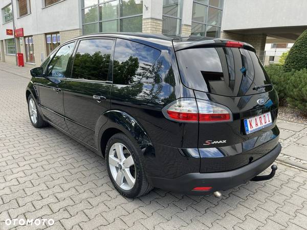 Ford S-Max - 10