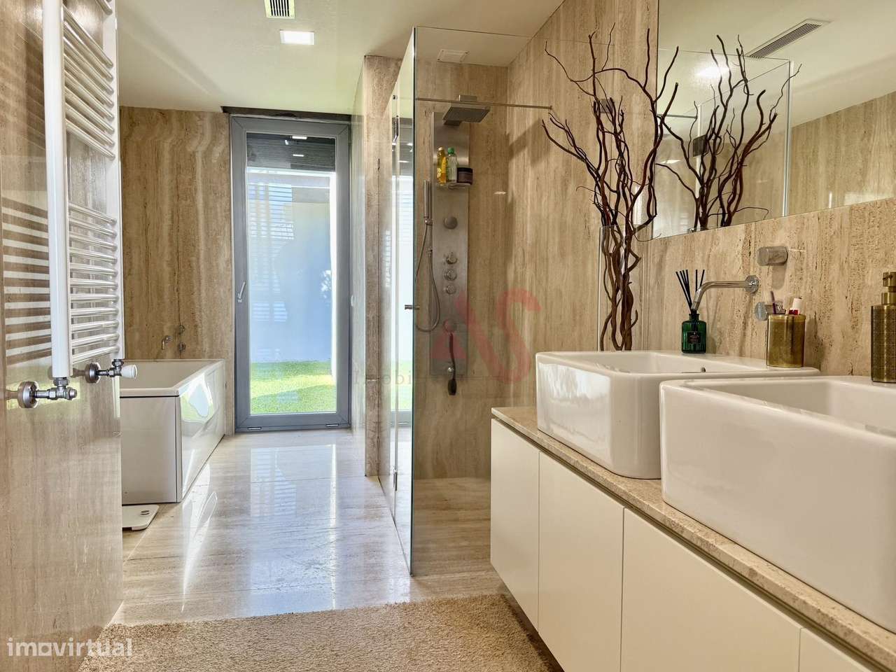 Espetacular Moradia Térrea T4 Em Azurém, Guimarães-20