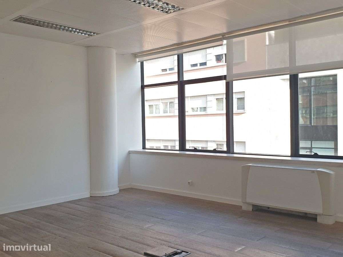 Escritório Lisboa Venda | 442 m2 | Avenidas Novas-3