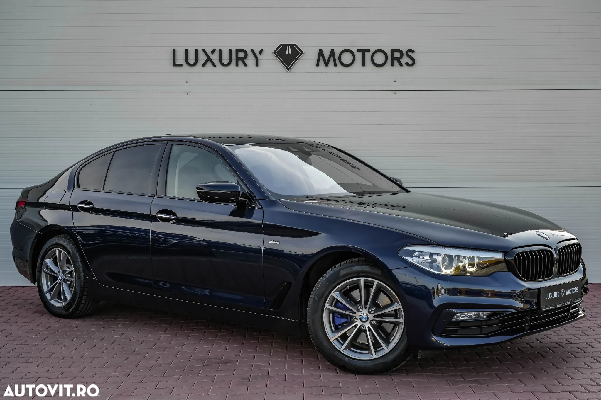 BMW Seria 5 520d xDrive Aut. - 13