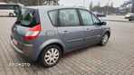 Renault Scenic 2.0 16V Emotion Plus - 3