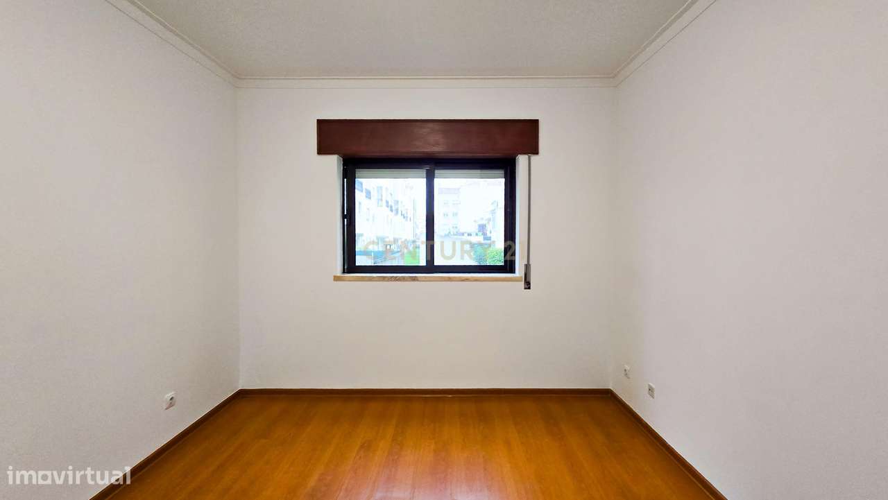 Apartamento T1 Quinta do Conde - Grande imagem: 3/26