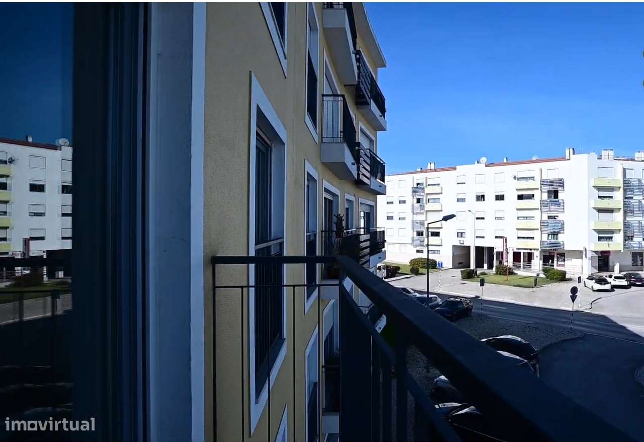 Apartamento T2 Montijo com varanda e garage - Grande imagem: 3/21