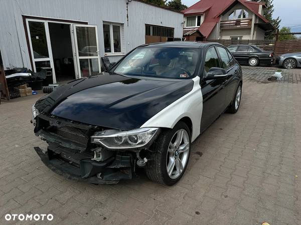 BMW Seria 3 335i xDrive - 7