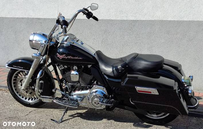 Harley-Davidson Touring Road King - 13