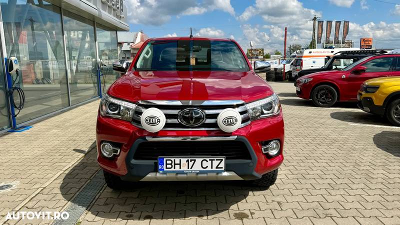 Toyota Hilux 4x4 Double Cab A/T Invincible - 2