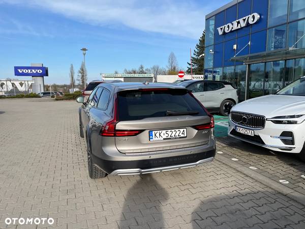 Volvo V90 Cross Country B5 D AWD Pro - 3