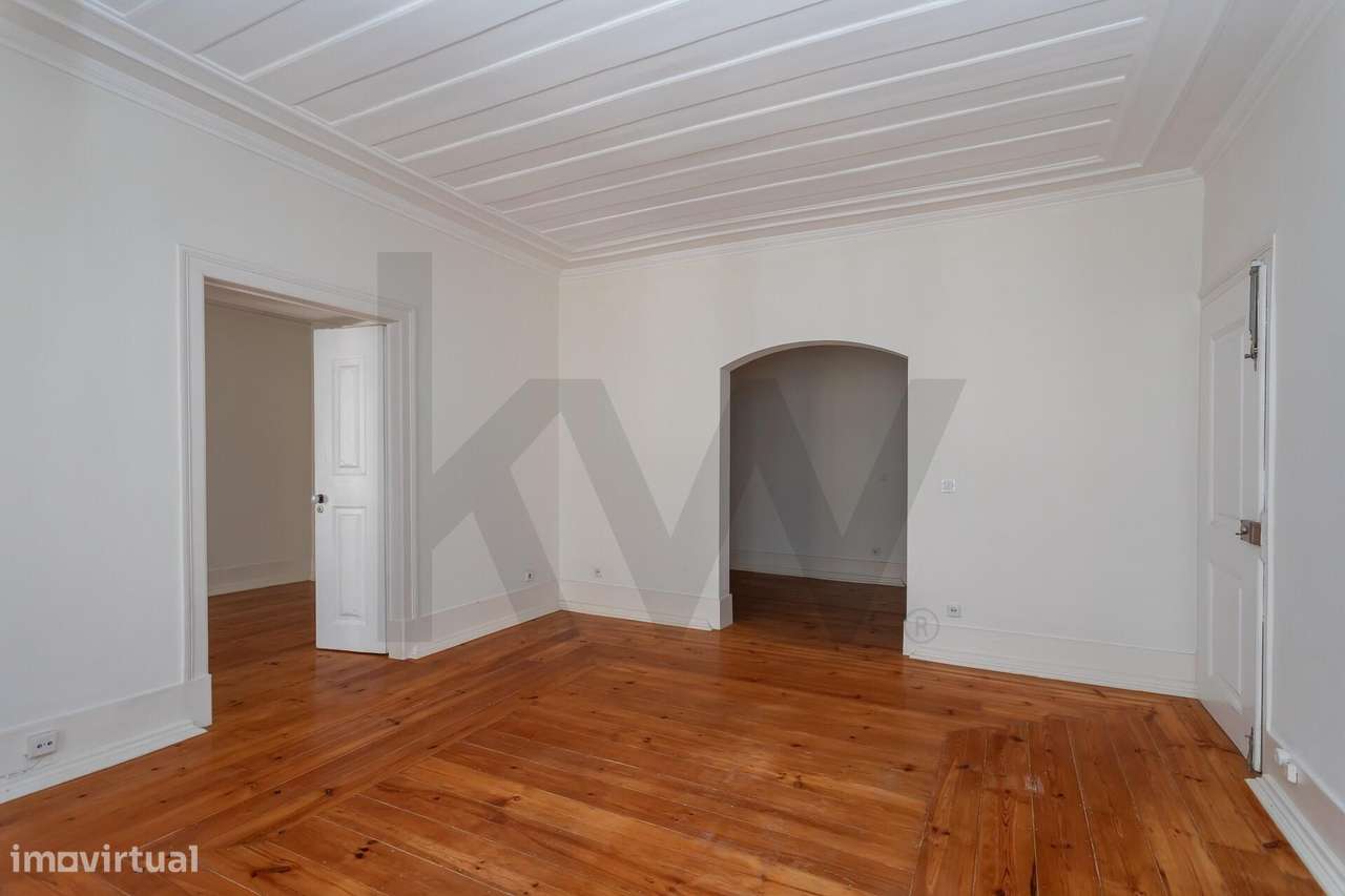 Magnifico Apartamento T4 | Campo de Ourique - Grande imagem: 4/30