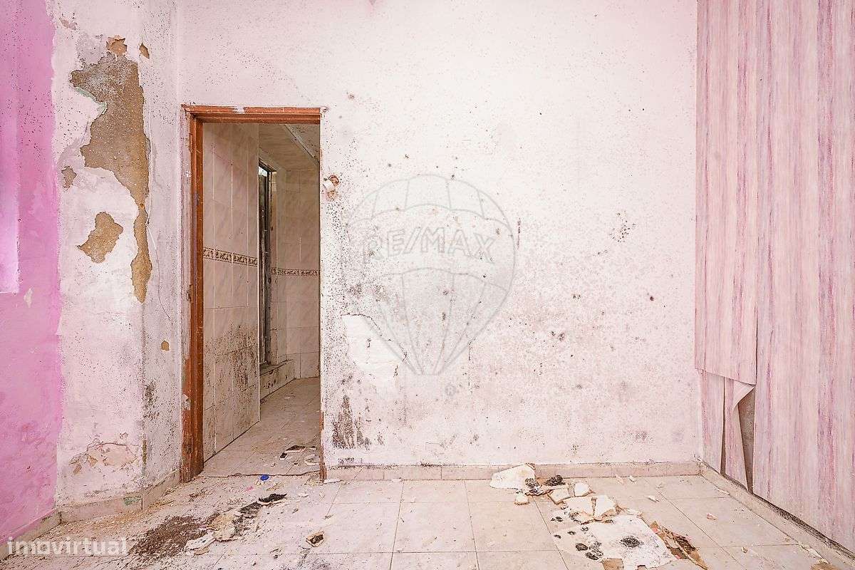 Moradia T0 para venda-9