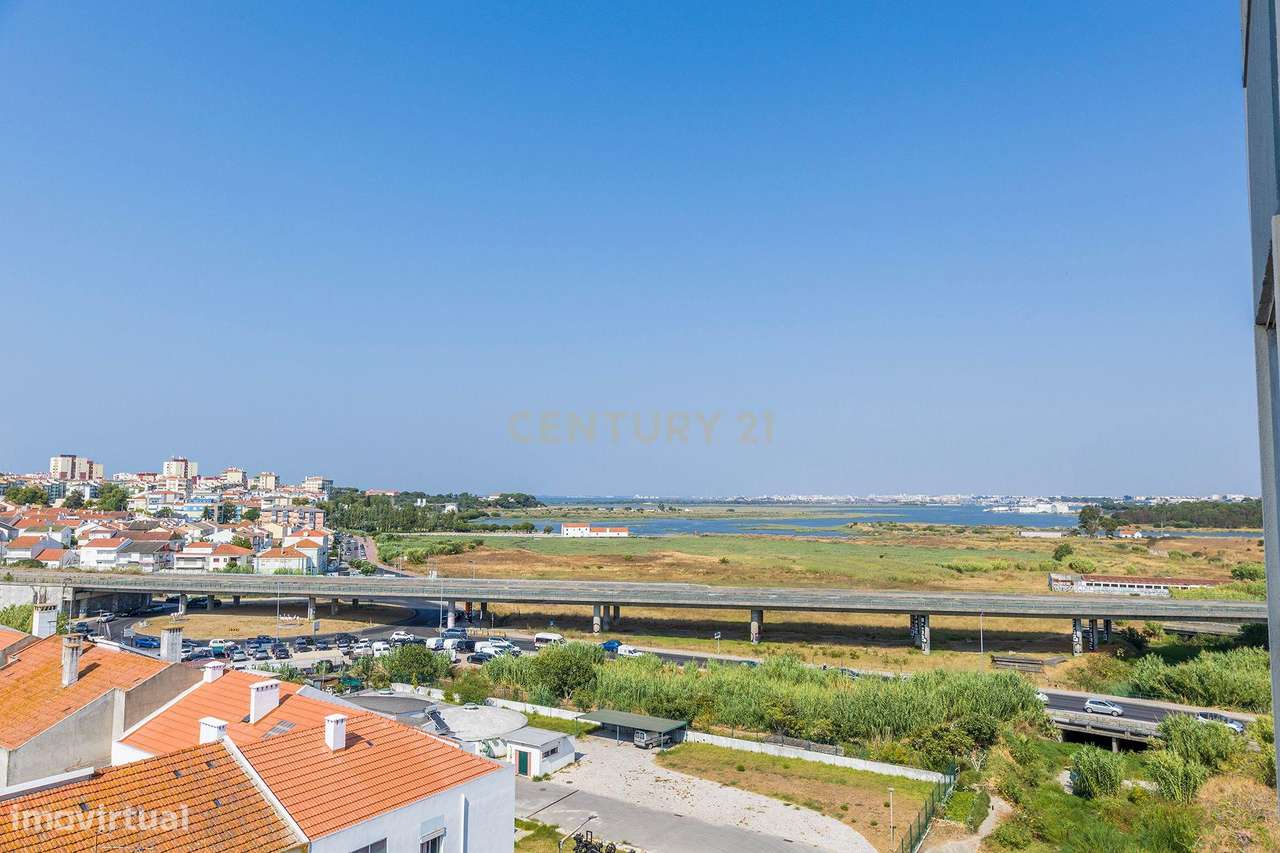 T3 Centro de Corroios - 300m Fertagus-15