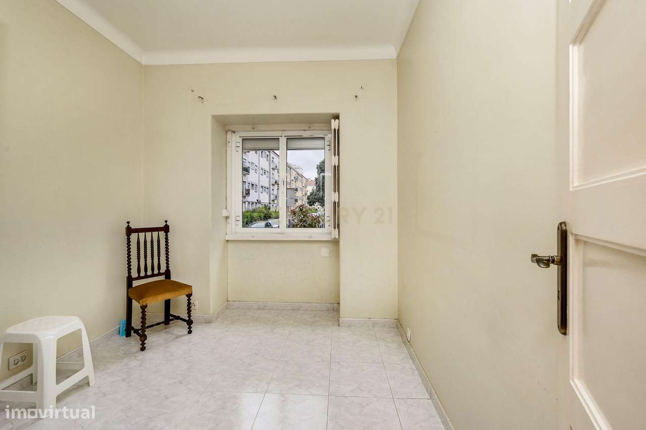 Apartamento T4 em Alvalade - Lisboa-12