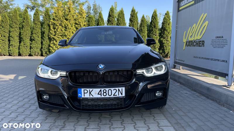 BMW Seria 3 320d xDrive - 12