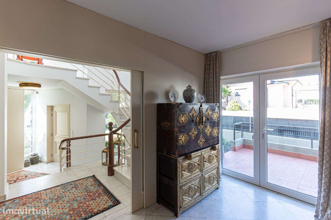 Moradia totalmente remodelada na melhor zona das Antas-19