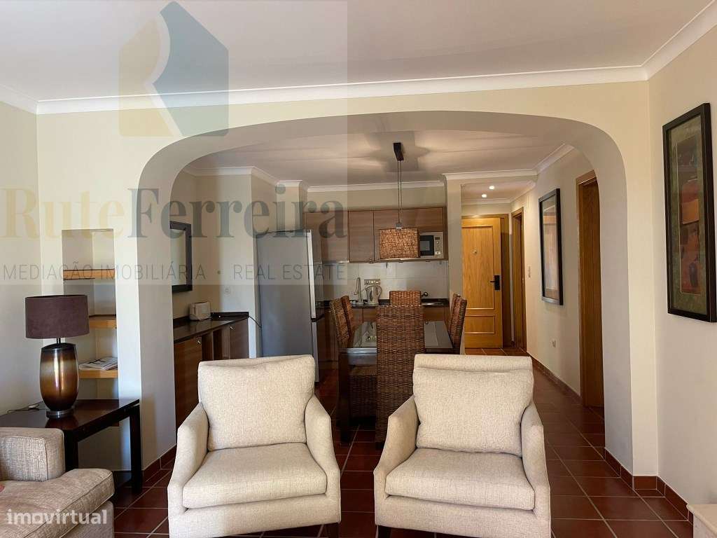 Apartamento T2 no Condomínio Campo Real! - Grande imagem: 4/38