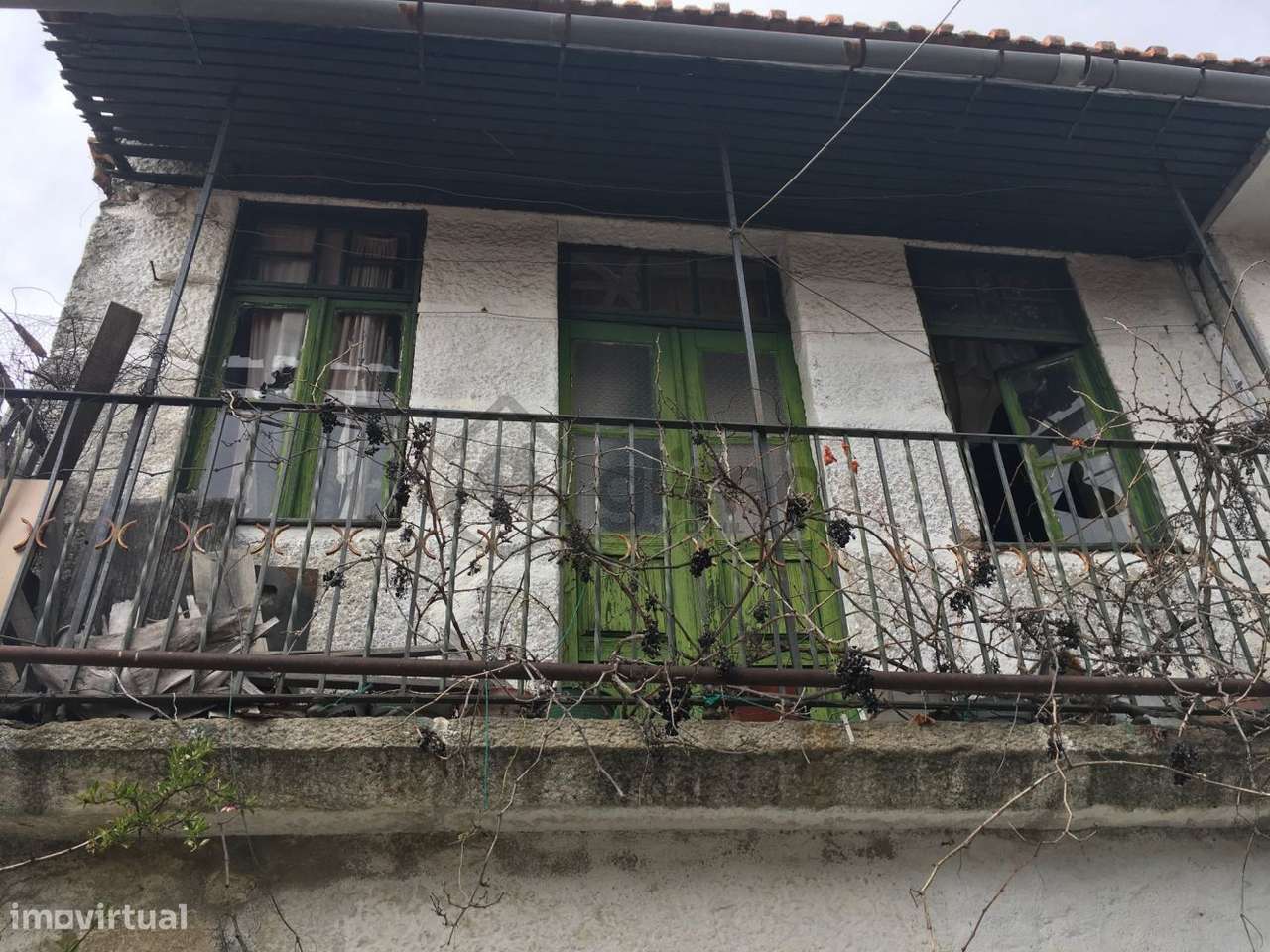 Moradia com dois Pisos - Grande imagem: 4/24