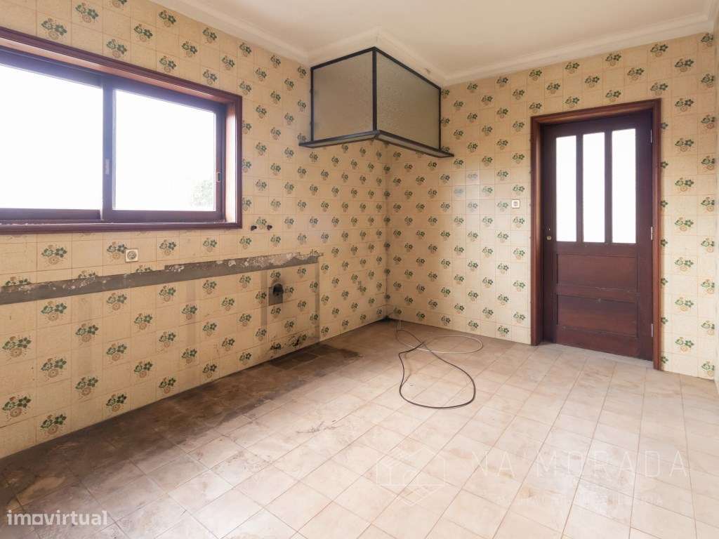 Moradia isolada com 3.000 m2 de terreno para venda em Santa Maria d...-11