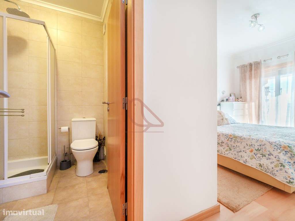 T3 com Terraço Envolvente e Garagem de 70 m² | Casais Castelo, Riachos-27