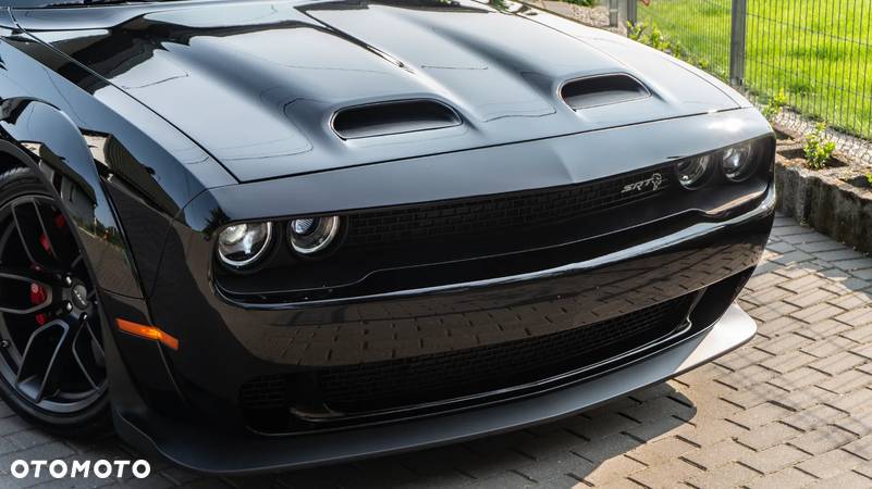 Dodge Challenger 6.2 Hellcat Widebody - 17