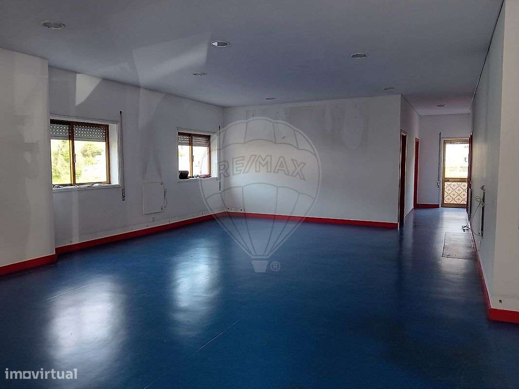 Loja  para arrendamento - Grande imagem: 2/12