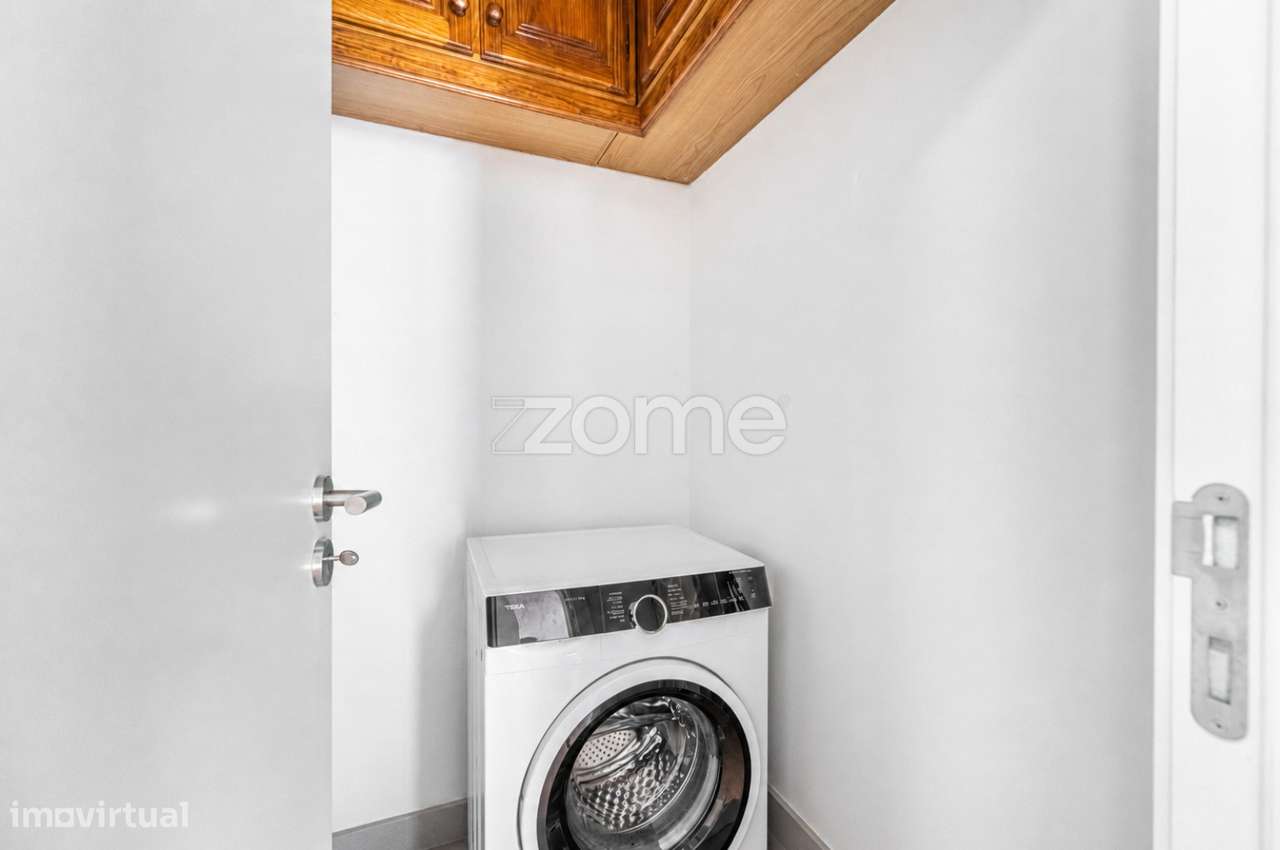Apartamento T2 totalmente remodelado em São Lázaro - Braga-8