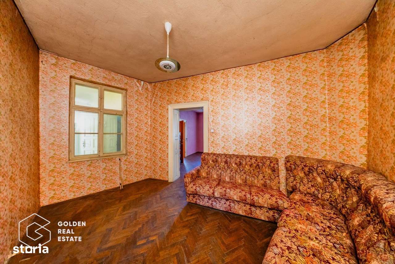 Casa individula cu 5 camere, zona central - Imagine principală: 5/20