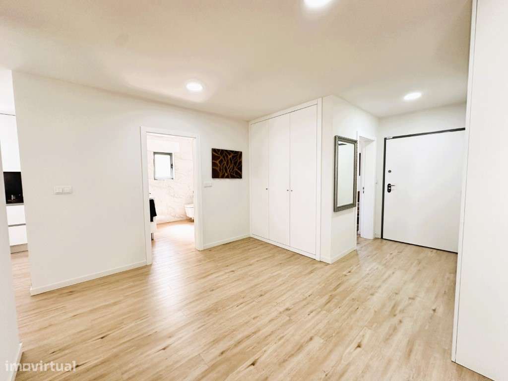 MORADIA T6 EM LOURES - Grande imagem: 3/56