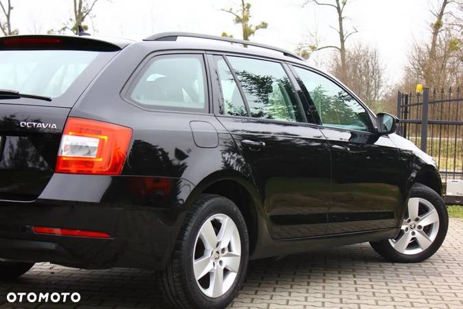 Skoda Octavia 1.6 TDI SCR Ambition - 13