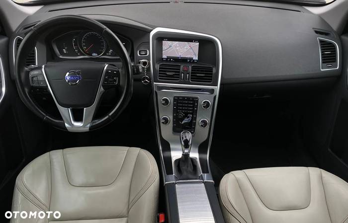 Volvo XC 60 D4 Drive-E Ocean Race - 24