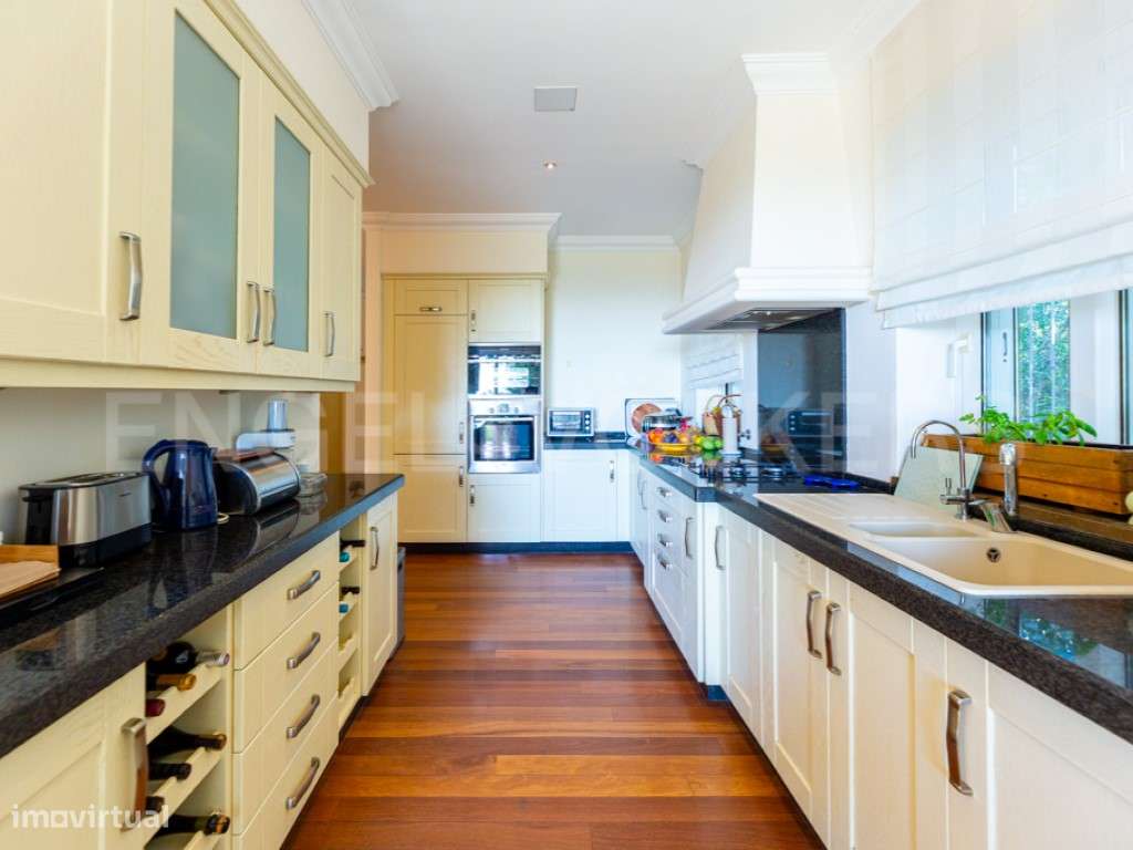 Vila Elegante com Vista Mar entre Estoi e Santa Bárbara Nexe-24