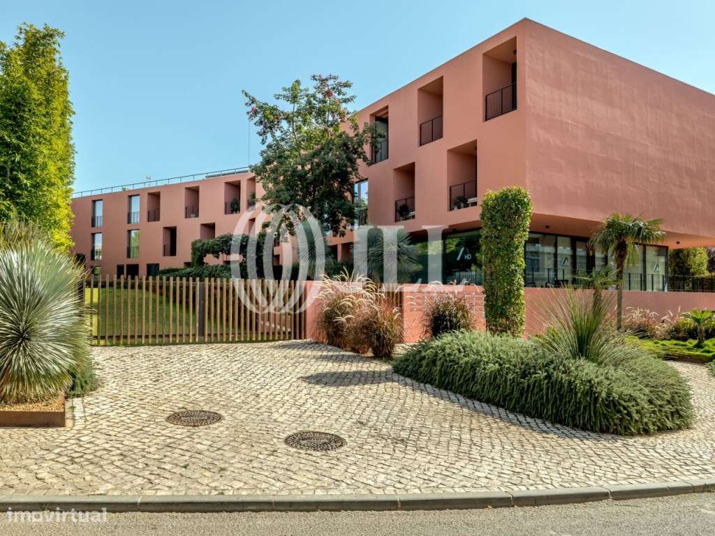 Apartamento T1, com estacionamento e varandas, Algarve-19