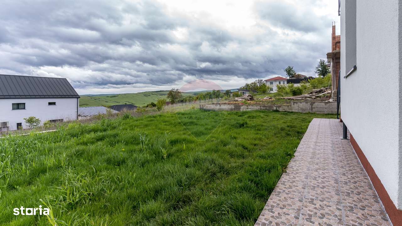 Casa individuala, arhitectura moderna, compartimentare superba, com 0 - Imagine principală: 4/15