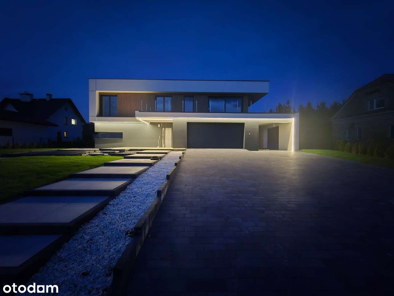 NOWY!! Dom z widokiem, basen, ogród,fotowoltaika, 2xpompa ciepła-18