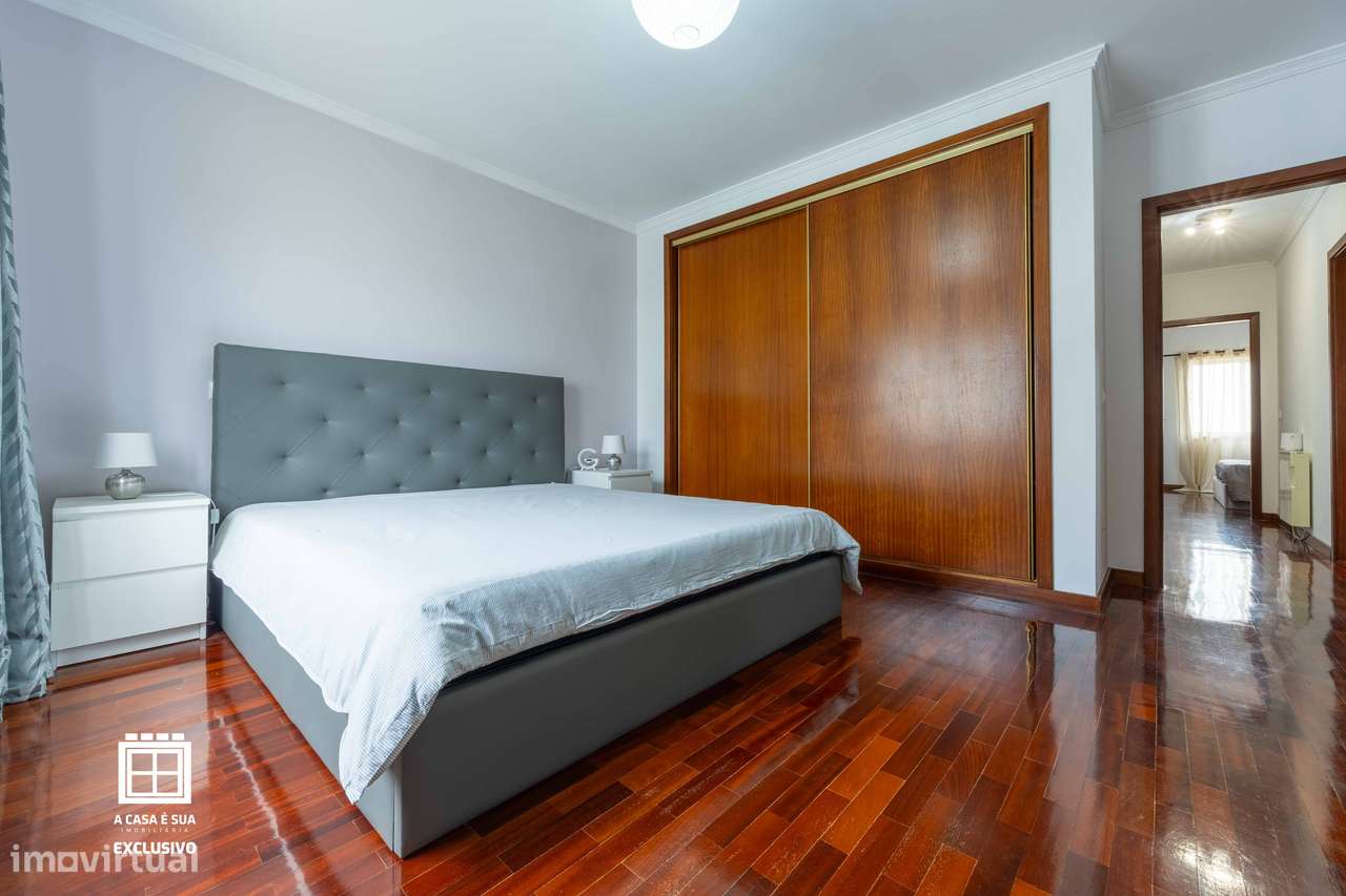 Moradia T3 com Suite e Garagem para 3 Viaturas em Rio Meão - Exclusivo-32