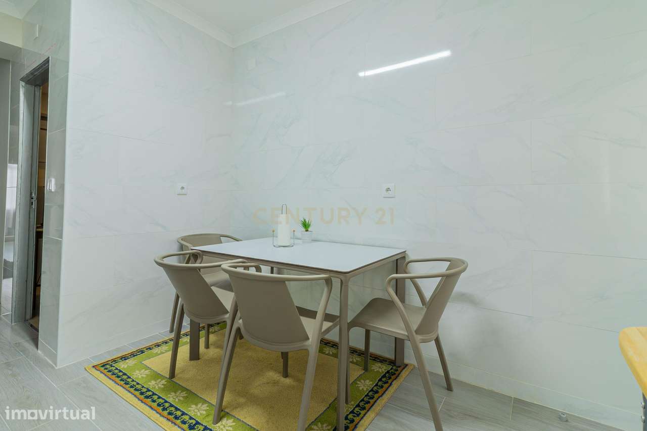 Apartamento T4 e T1 renovado em Bragança - Grande imagem: 4/42