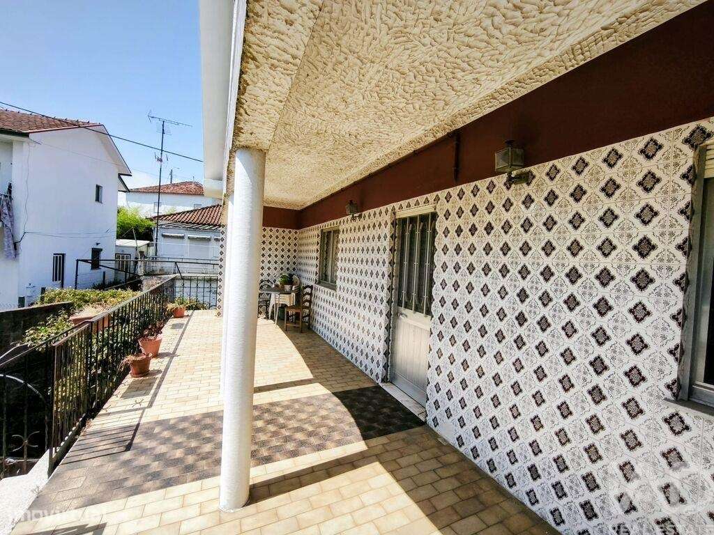 Moradia bi-familiar T6 em Viana do Castelo e Meadela de 227 m2-6