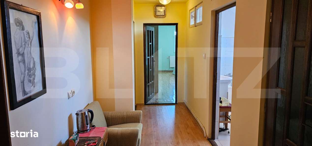 CASA CU 6 CAMERE, 293 MP UTILI SI GARAJ - DEVA - Imagine principală: 2/14