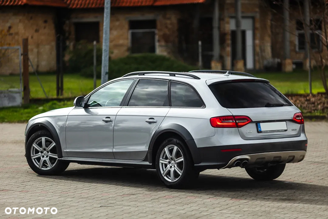 Audi A4 Allroad 2.0 TDI Quattro S tronic - 13