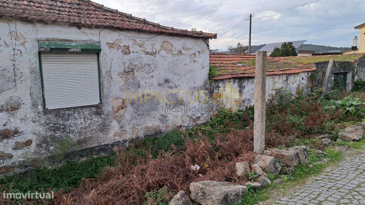 Terreno com moradia para restauro - Grande imagem: 3/15