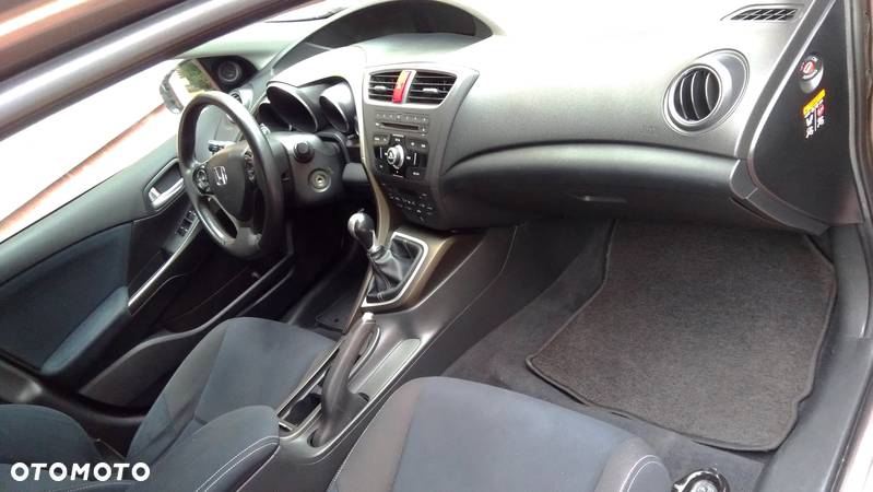 Honda Civic 1.8 Sport - 9