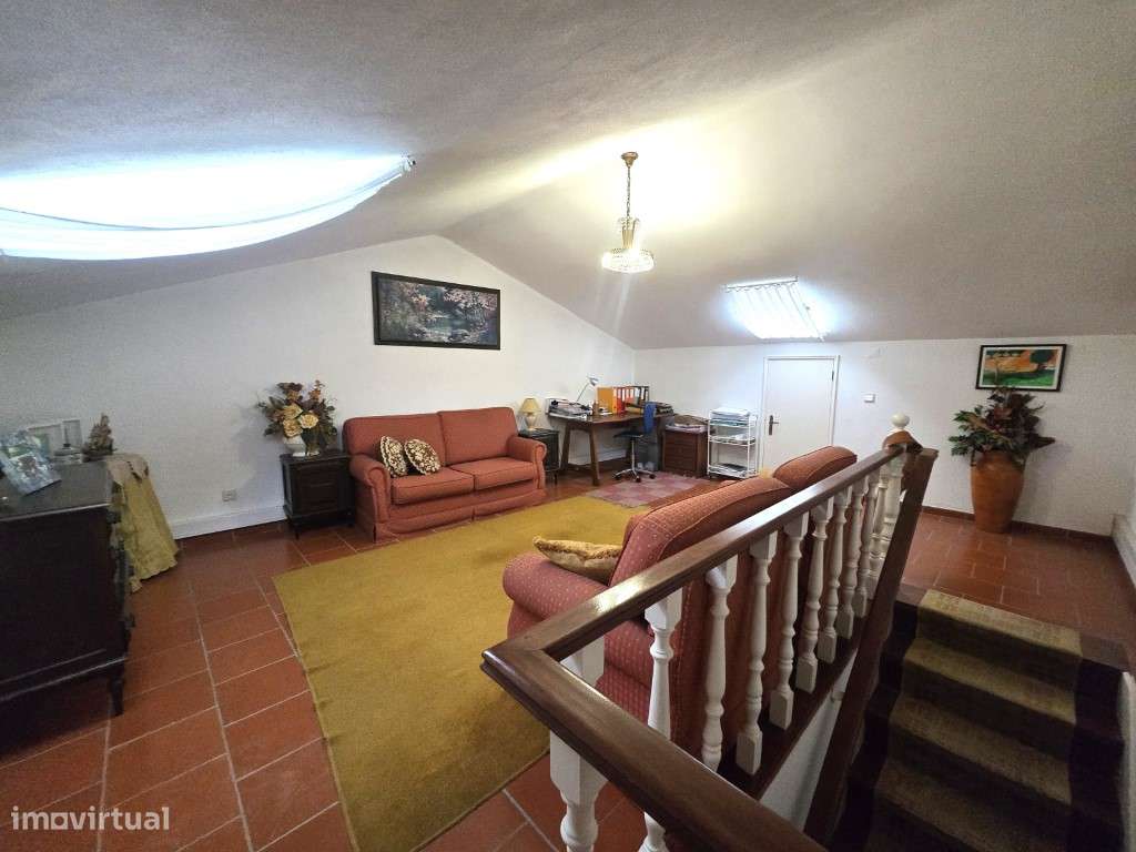 Excelente Moradia T6 com Quintal e Garagem - Próxima de Alter do Ch...-40