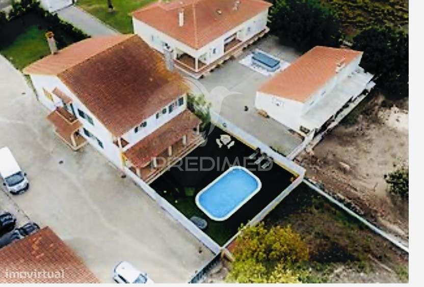 MORADIA T4 COM GARAGEM E AMPLO TERRENO – VALE DE SANTARÉM - Grande imagem: 4/40