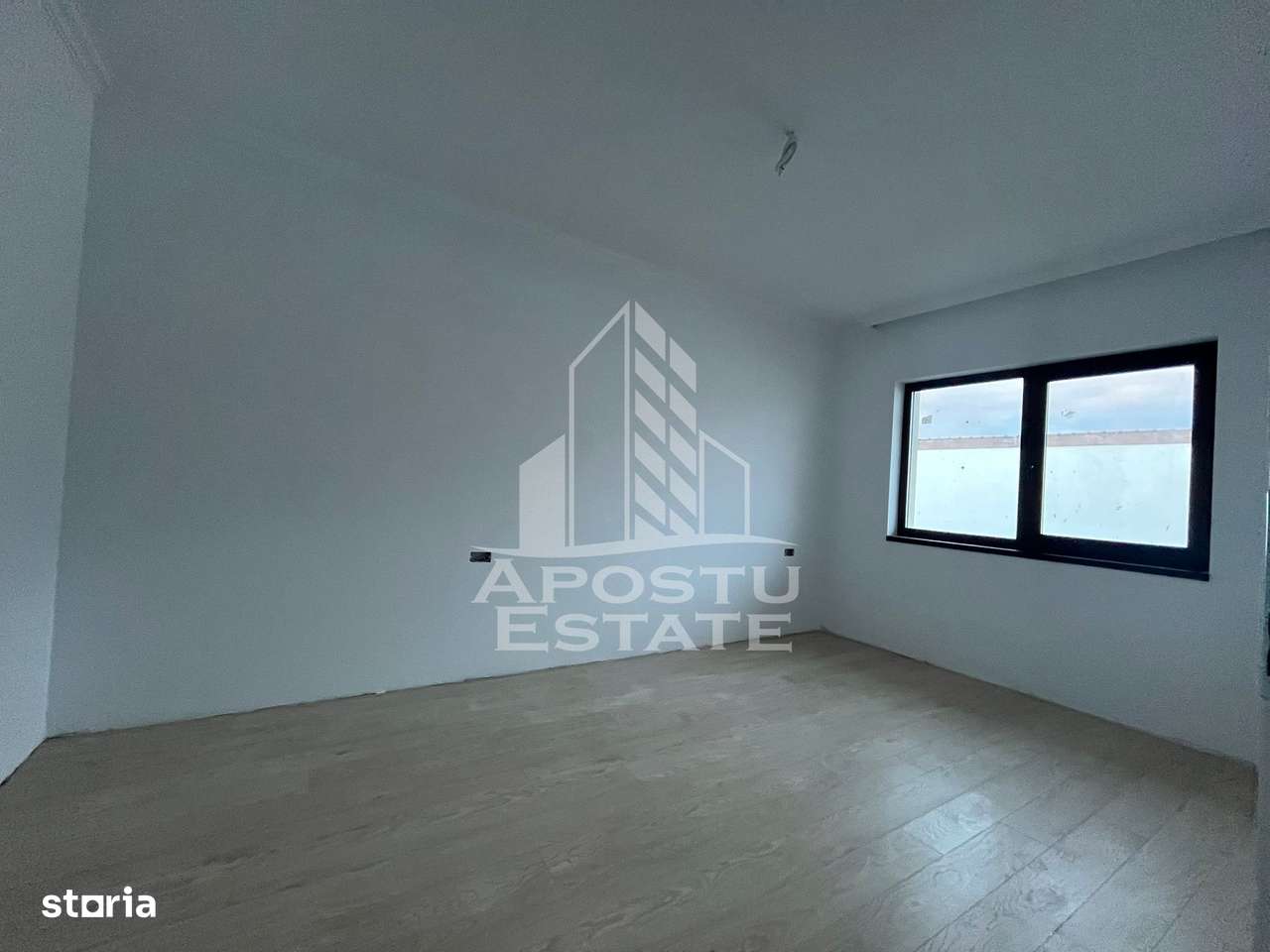 Duplex cu 4 camere, 3 bai,teren 250 mp in zona Dambovita - Imagine principală: 5/11