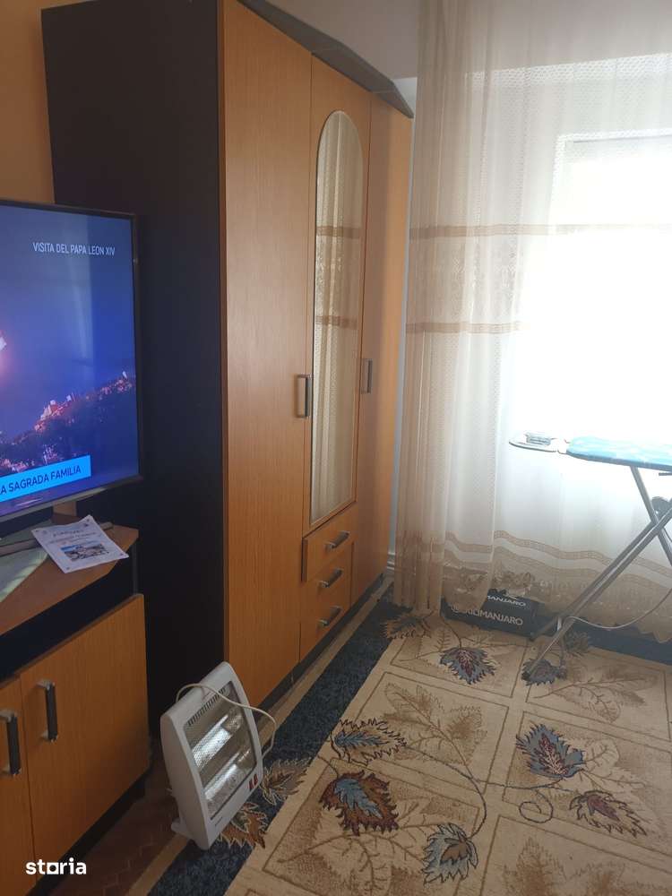3 camere, mobilat și utilat, centrala proprie, bloc 1989, stradal-15