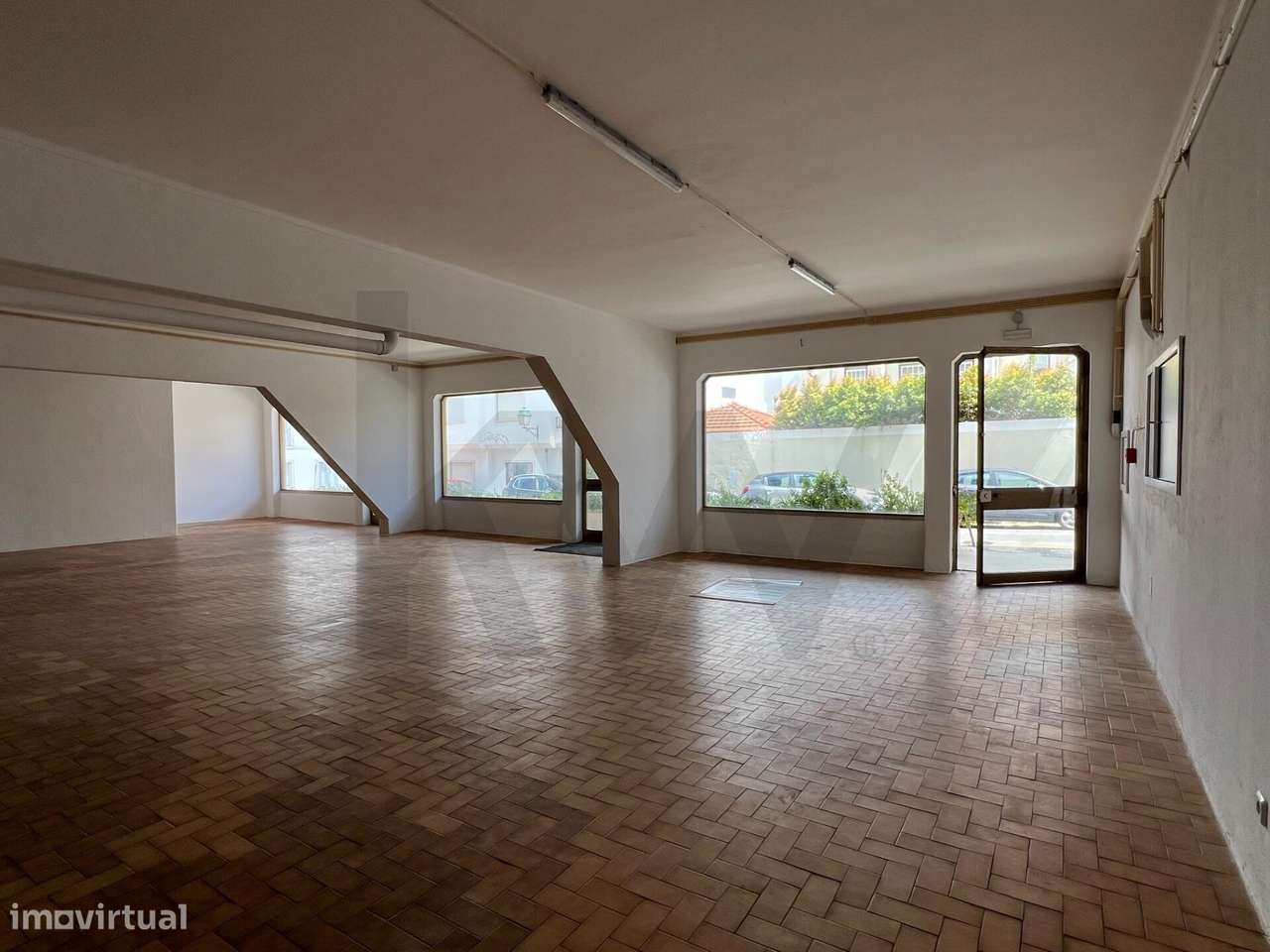 Amplo Espaço Comercial à VENDA no Centro Histórico de Cascais — A Dois - Grande imagem: 4/7