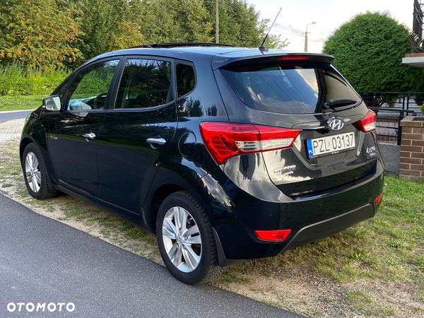 Hyundai ix20 1.4 CRDi Premium blue - 7