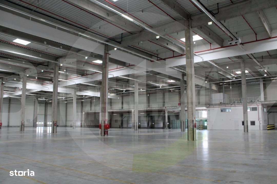 Hala moderna cu pod rulant - Imagine principală: 2/4